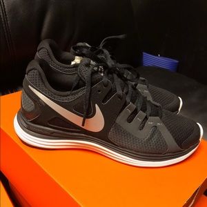 Women’s Nike Lunar Flash